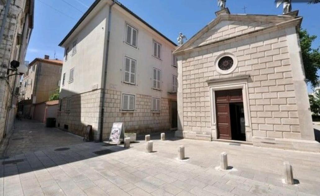 Avantgarde Zadar Buitenkant foto